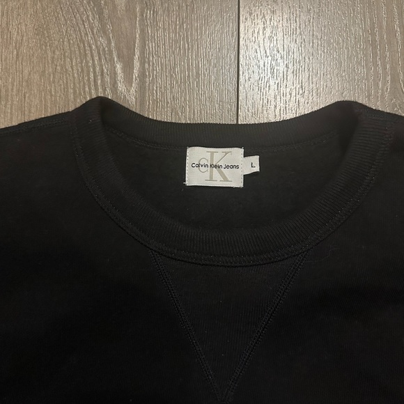 Calvin Klein Black Crewneck Sweatshirt - Large - Picture 2 of 3